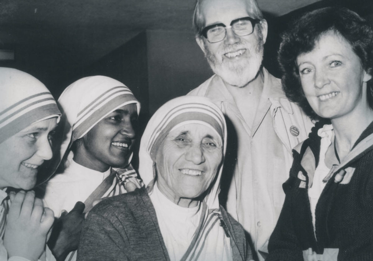 Frasi Sui Figli E Sulla Famiglia Di Madre Teresa Di Calcutta Le 15 Piu Belle E Profonde