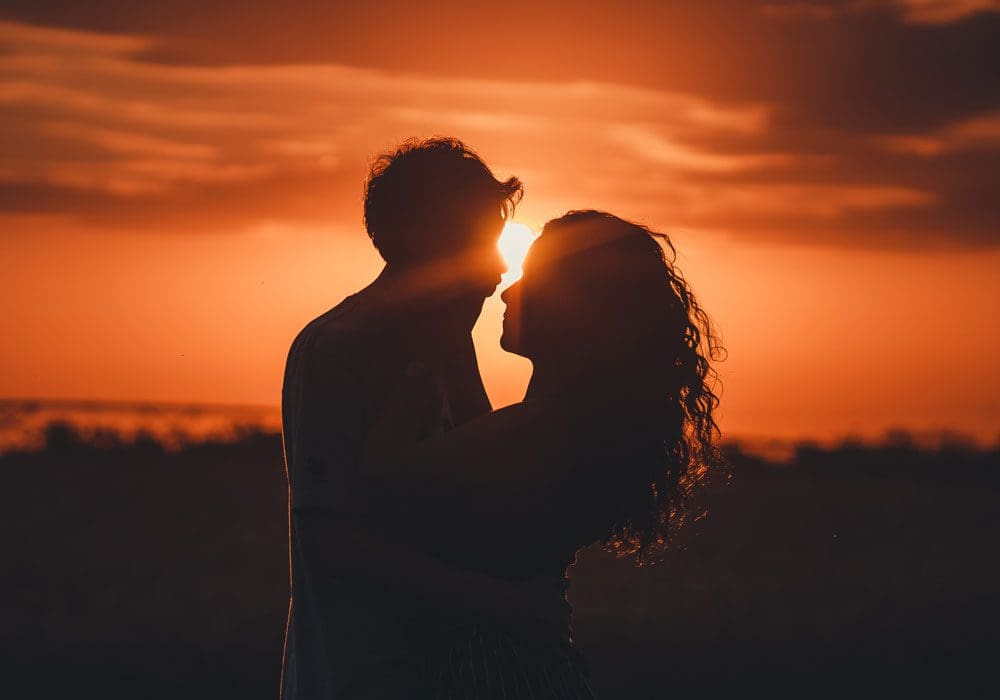Frasi Celebri d Amore: le 50 più belle e poetiche Frasi Celebri d Amore: le 50 più belle e poetiche