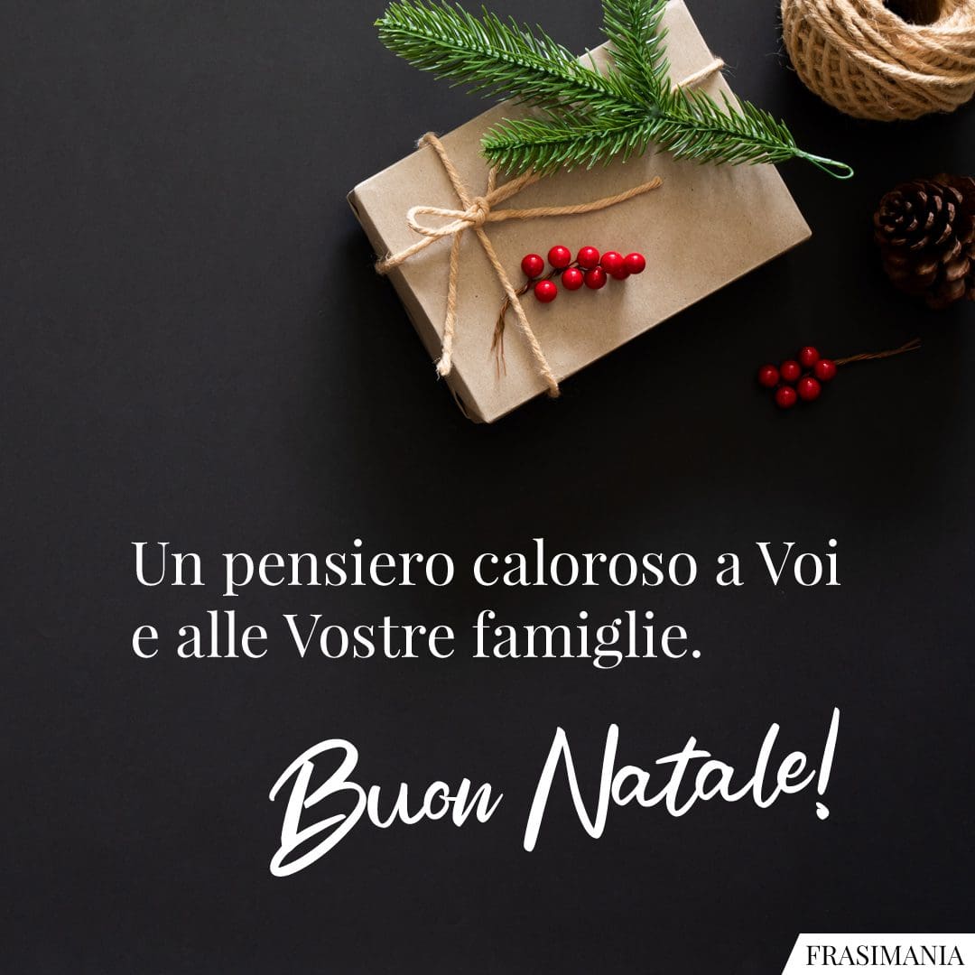 Un pensiero caloroso a Voi e alle Vostre famiglie. Buon Natale!