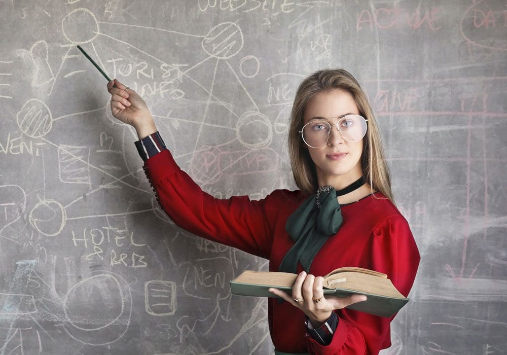 Frasi sulle Maestre e sui Maestri: le 25 più belle (in inglese e italiano)