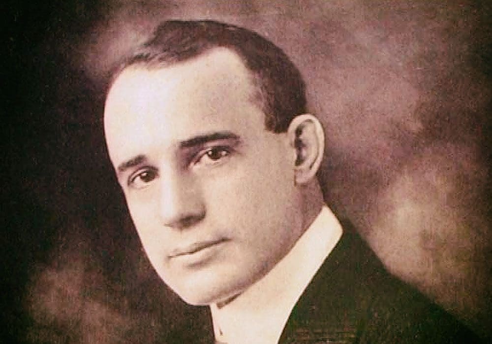 Le 25 più belle Frasi di Napoleon Hill (in inglese e italiano) Le 25 più belle Frasi di Napoleon Hill (in inglese e italiano)