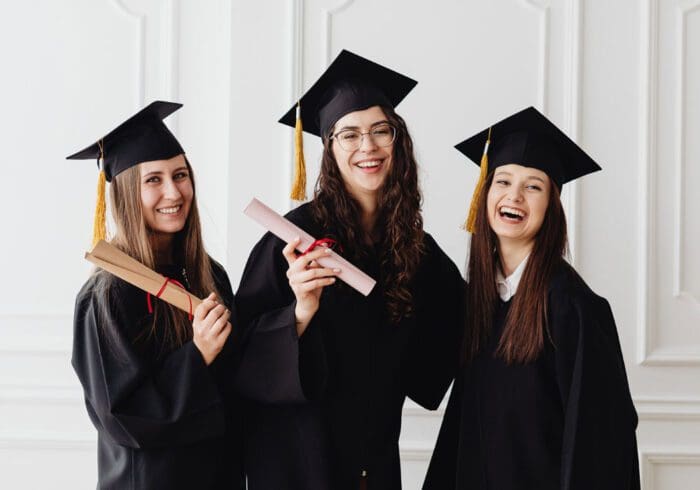 Frasi di Auguri per la Laurea di Figli e Nipoti