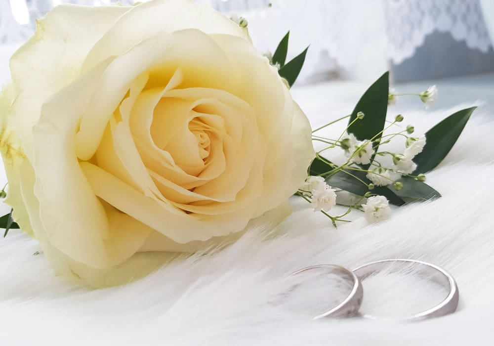 Promessa Di Matrimonio In Chiesa Auguri per la Promessa di Matrimonio: le 25 più belle da dedicare (con