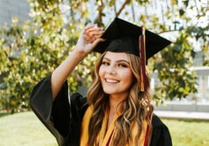 Frasi di Auguri per la Laurea di una Figlia